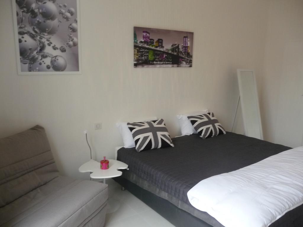Cannes, Croisette, Palais Miramar Habitación foto