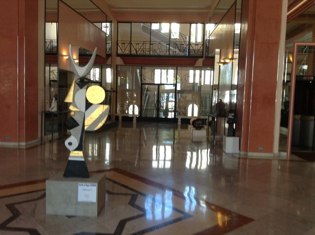 Cannes, Croisette, Palais Miramar Habitación foto